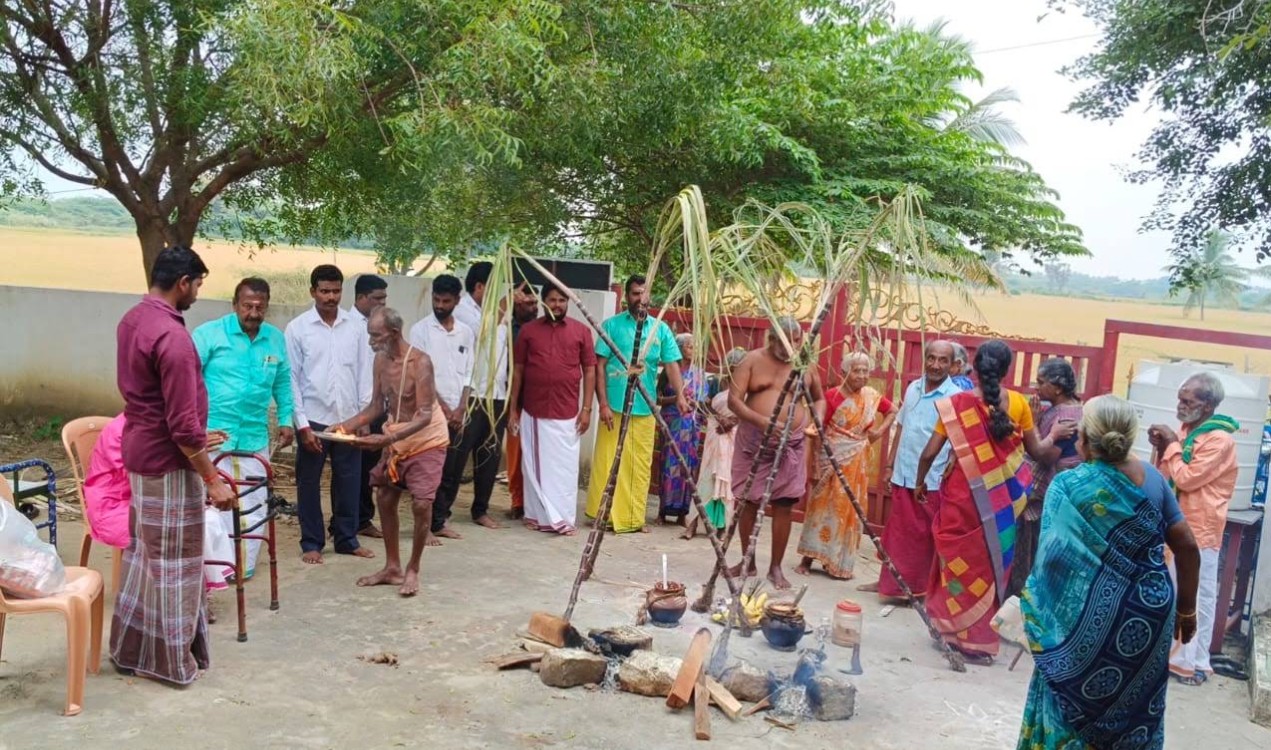 Residents of Anbalayam